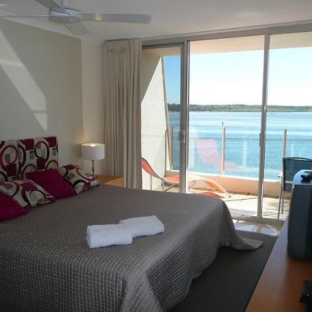 Noosa Harbour Resort Экстерьер фото
