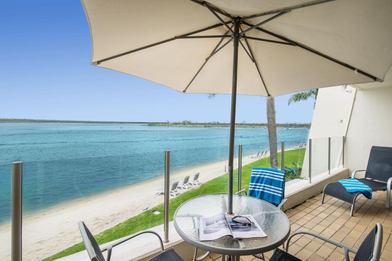 Noosa Harbour Resort Экстерьер фото