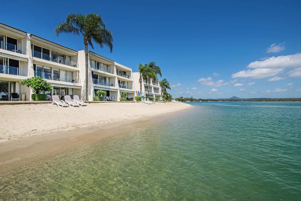 Noosa Harbour Resort Экстерьер фото